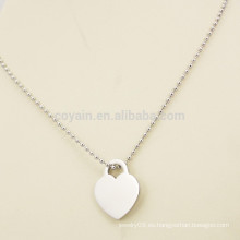 Simple estilo barato en blanco collar de plata corazón de metal para la novia
